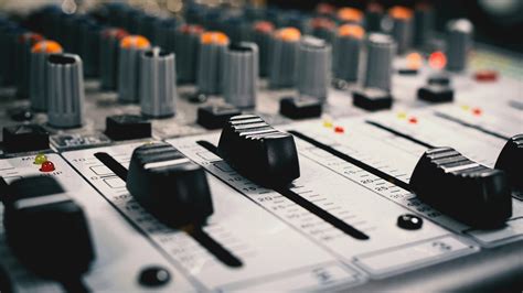 how to mix music for beginners: exploring the role of music in daily life