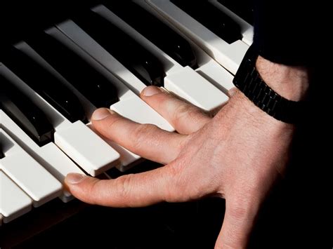 How to Play Piano Music: Insights into the Artistic Journey